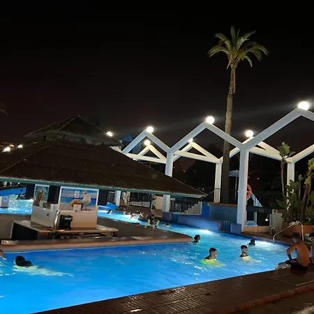 Benal Aparthotel 2*
