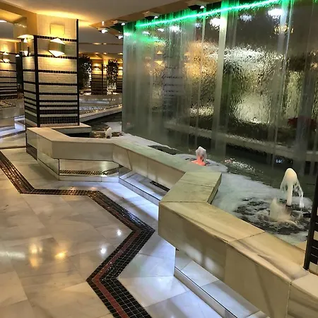 Benal Aparthotel
