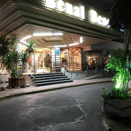 Benal Aparthotel 2*