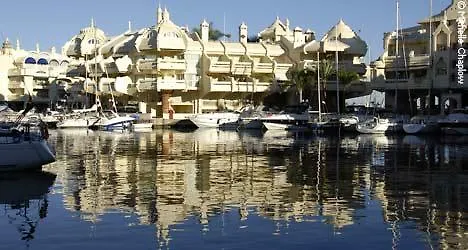 Apartahotel Benal 3*