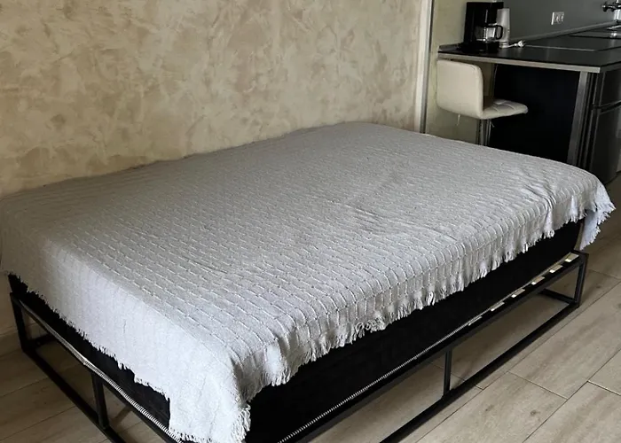 Benal Lägenhetshotell